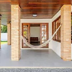 Authentic And Cozy Meiembipe Beach House
